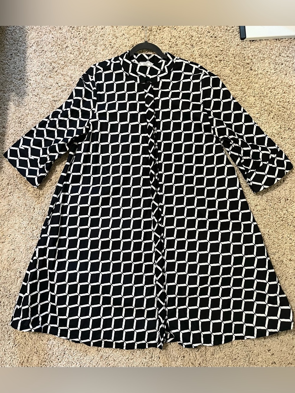 Zuri Black and White Diagonal Diamond 100% Cotton Global Made in Kenya Size XL